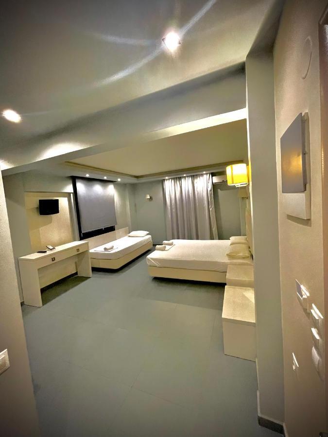 Blue Sea Boutique Apartments Olympiakí Aktí Esterno foto